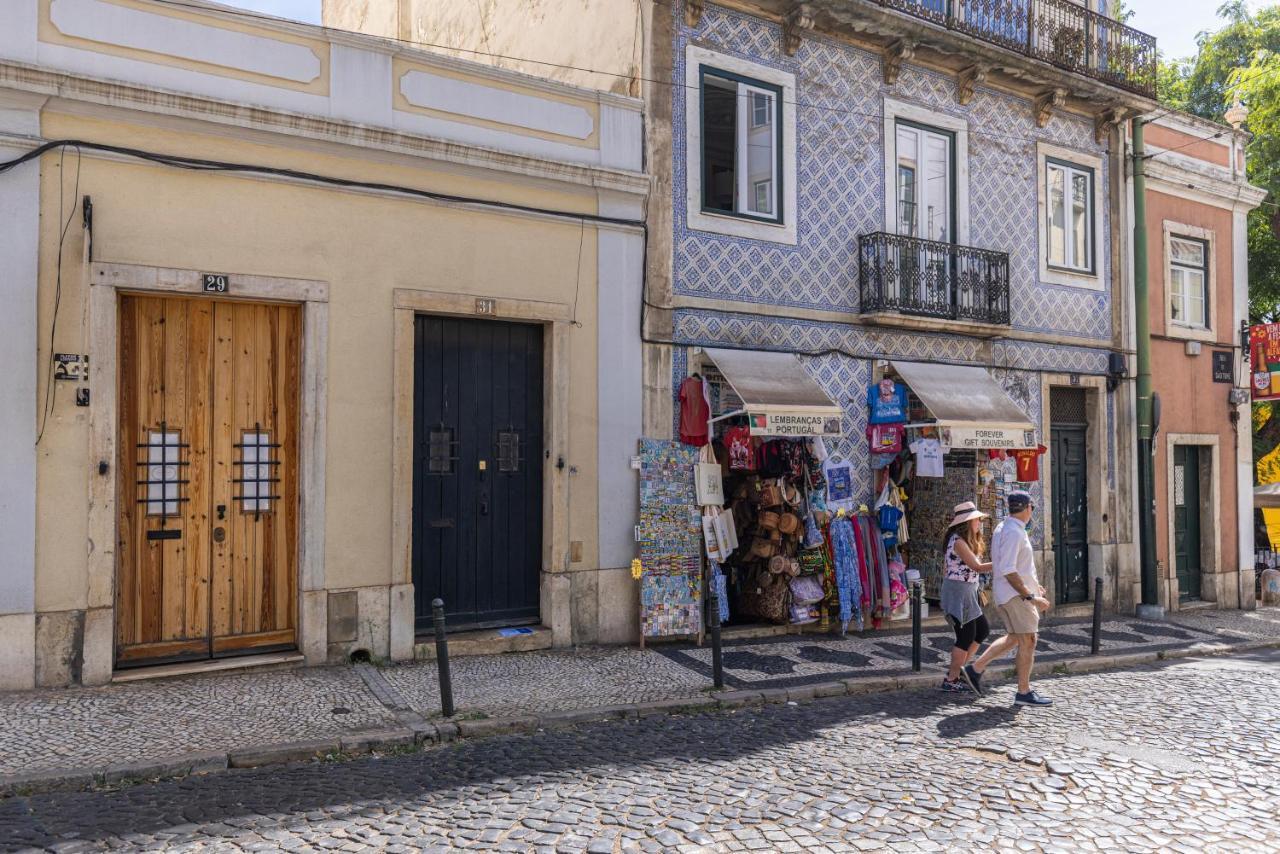 Alfama 2Bdr Duplex Apartment W/ Balcony By Lovelystay Lisboa エクステリア 写真